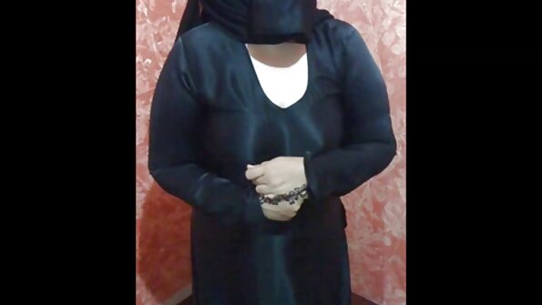 লোভনীয় বাংলা সেক্স ভিডিও গান MILF Annabelle Genovisi Please Her Pussy