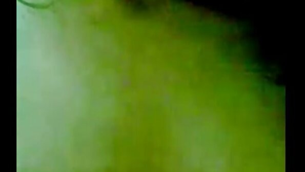 গরম স্বর্ণকেশী খুব কঠিন চোদা বোনের সেক্স ভিডিও হচ্ছে