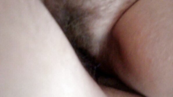 উলকি, বাংলা সেক্স কথা পেয়ে তার আর্দ্র ভগ গর্ত ravished